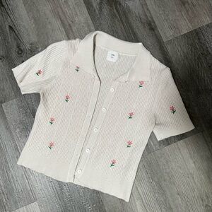 Chic Cream Floral Button Down Sweater